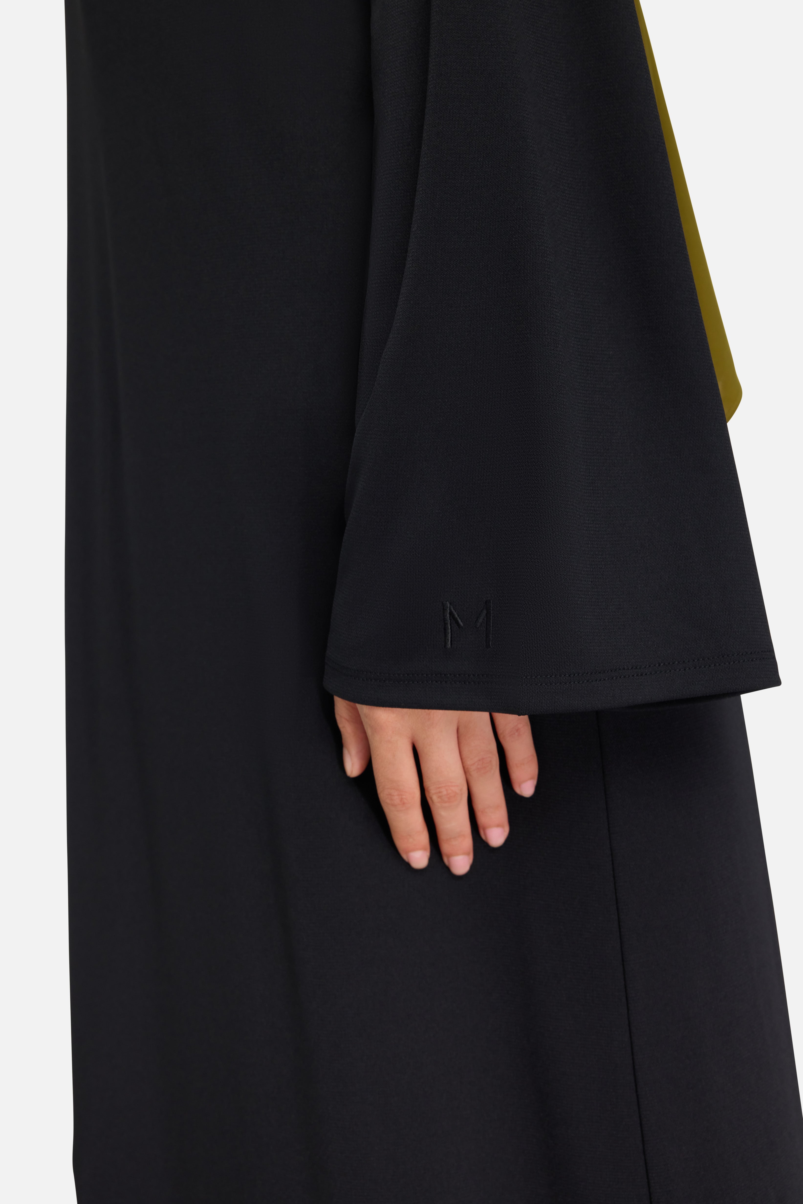 Essential Jersey Dress Short | Black