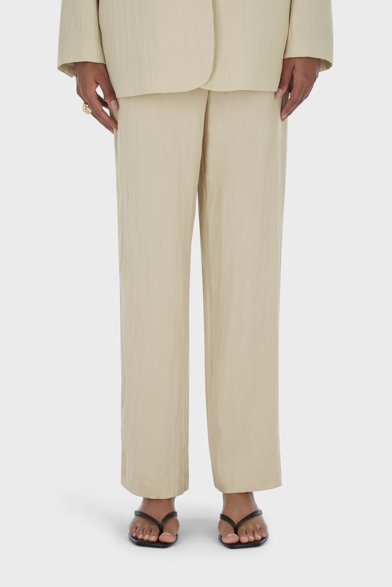 Structured Tailored Pants | Sand
