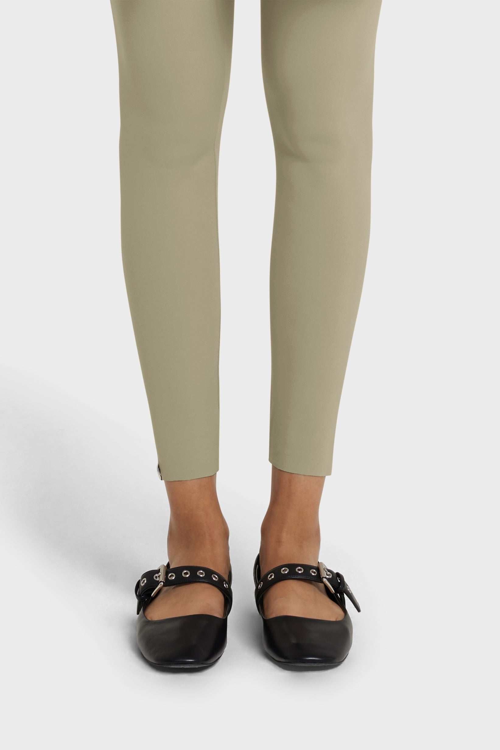 Essential Legging | Moss Gray