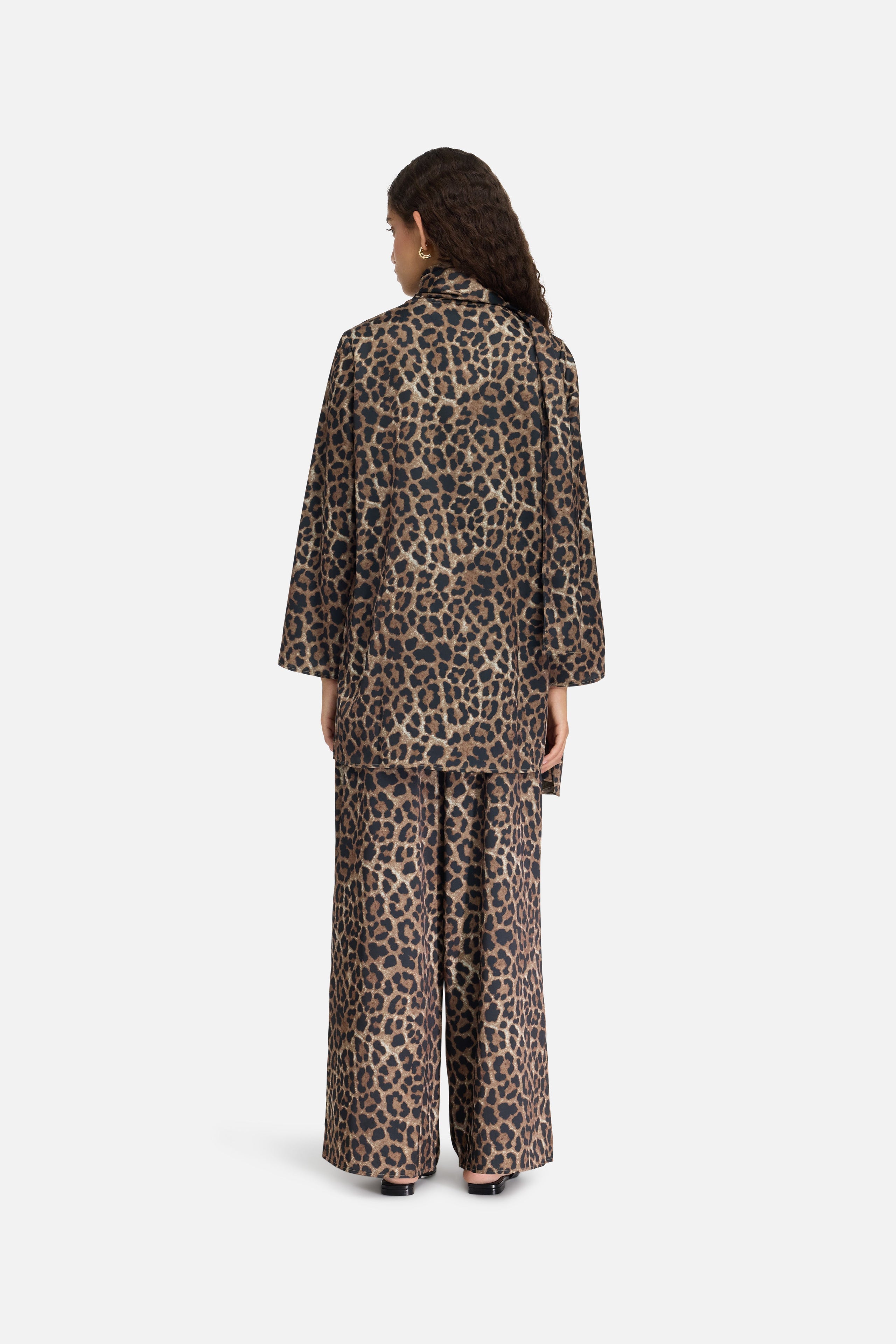 Satin Pleated Pants | Leopard
