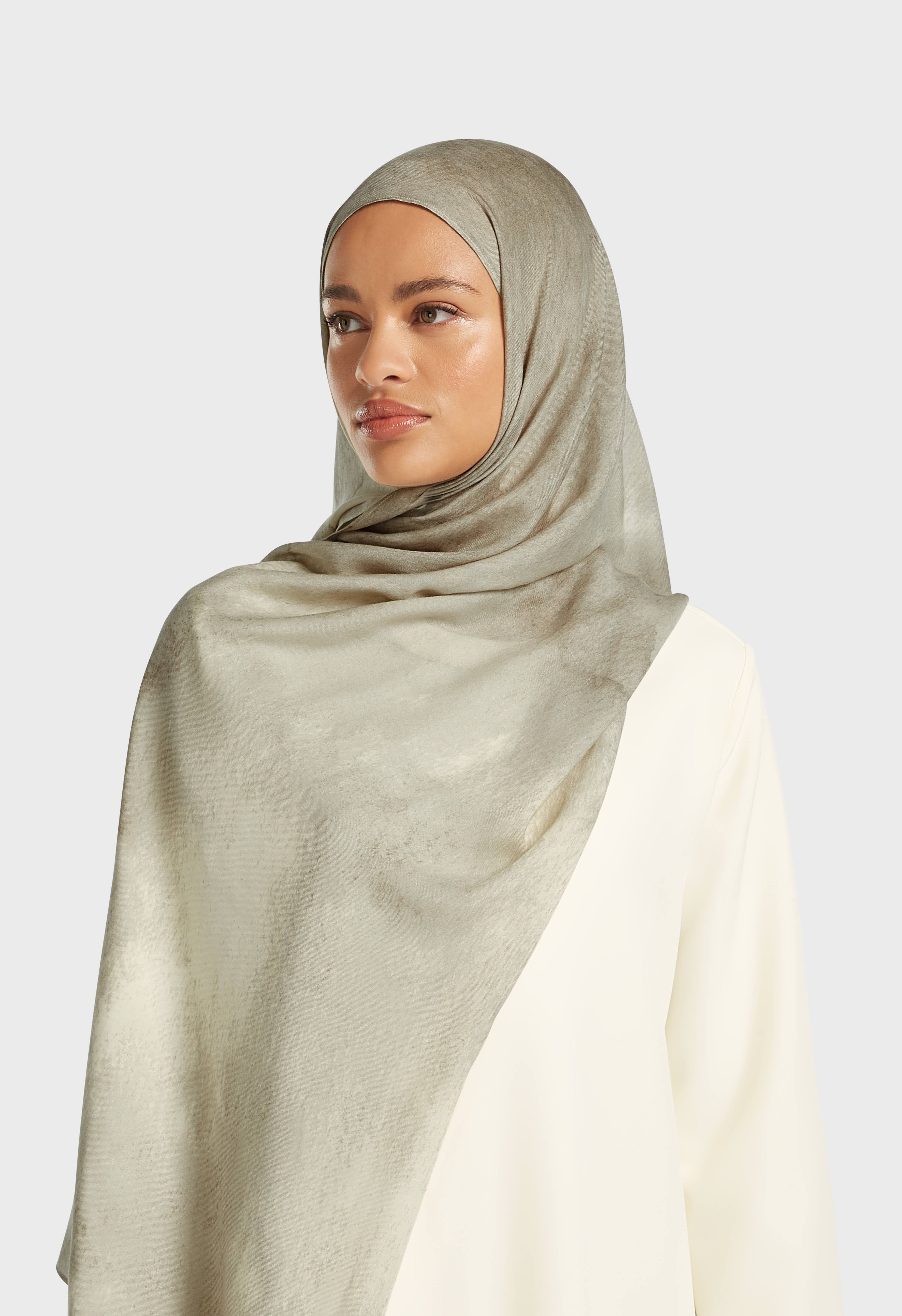 Weightless Woven Scarf | Marble White Pepper